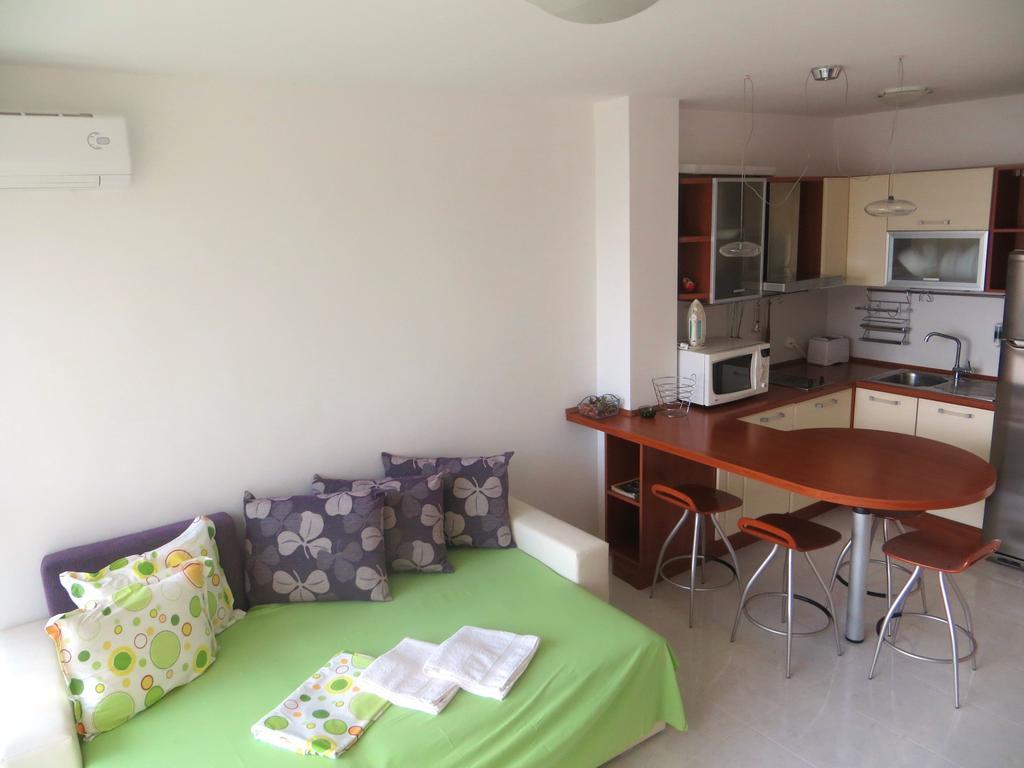 סבטי ולאס Holiday Apartment In Riviera Complex מראה חיצוני תמונה